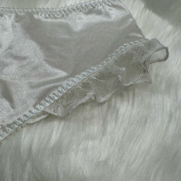 Sexy Little Bride Victorias Secret White Bridal panty - Picture 4 of 9